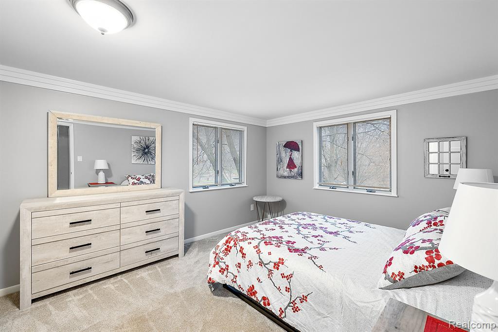 6992 Biscayne Avenue, White Lake, MI 48383 — Photo 17