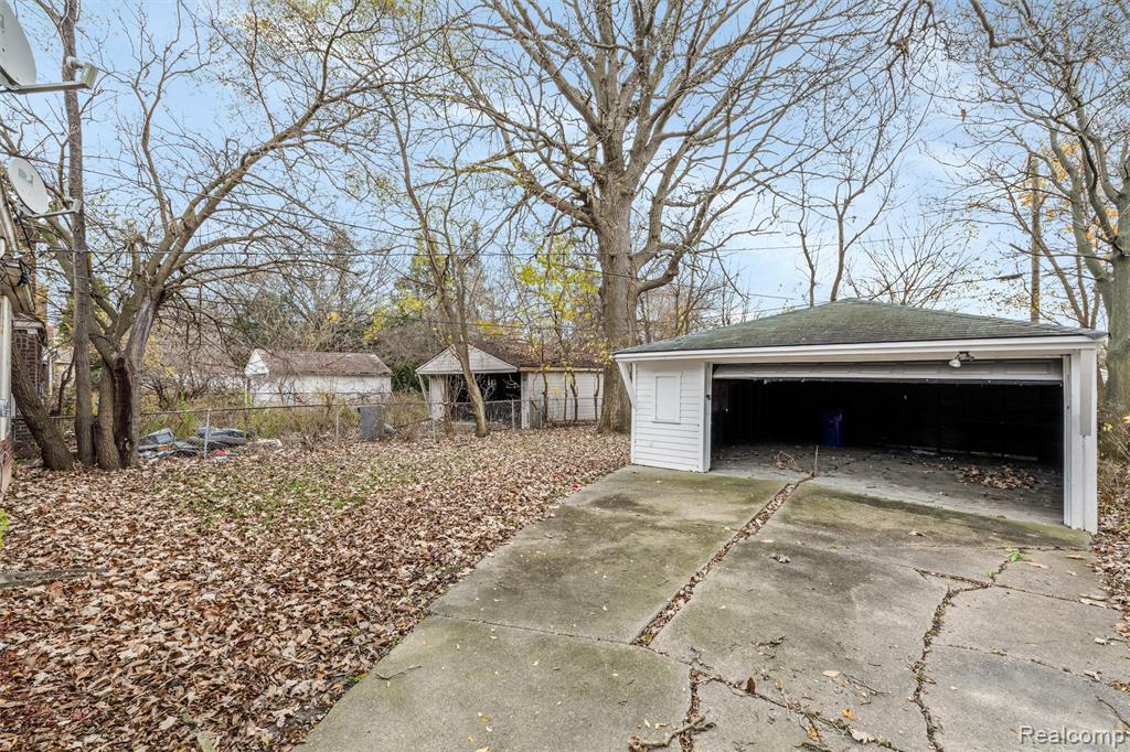 16446 E State Fair Street, Detroit, MI 48205 — Photo 26