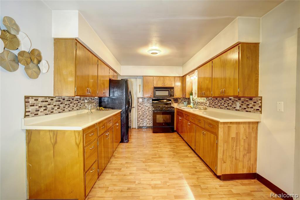 2971 Welland Drive, Saginaw, MI 48601 — Photo 24
