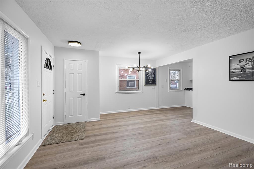 358 Greenwood Street, Inkster, MI 48141 — Photo 11