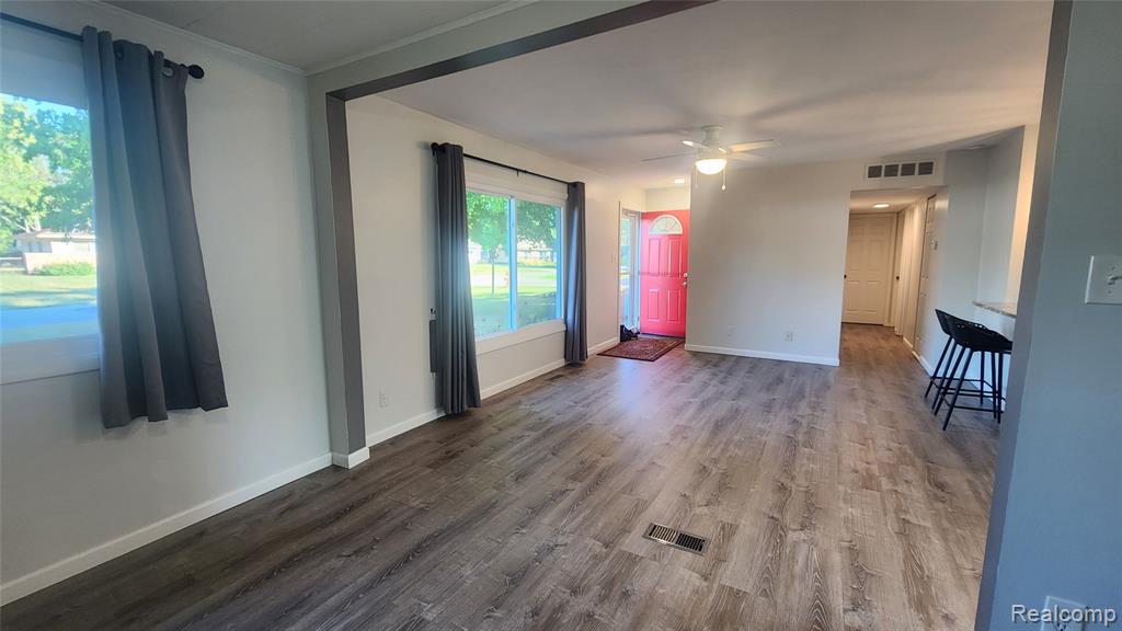 6555 Manson Drive, Waterford, MI — Photo 4