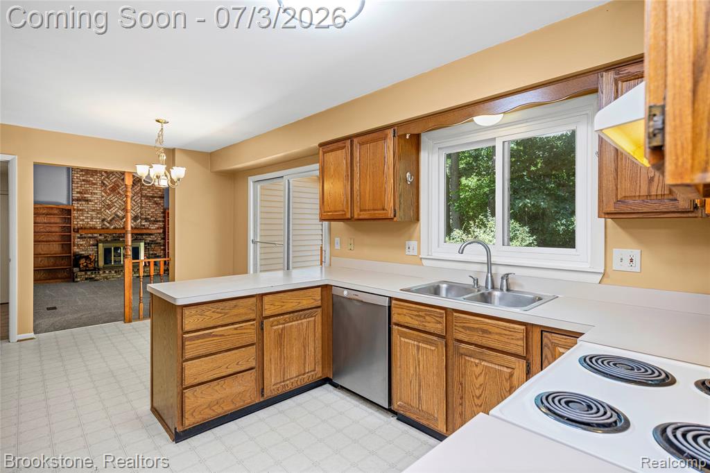 312 Burr Oak Drive, Ann Arbor, MI 48103 — Photo 15