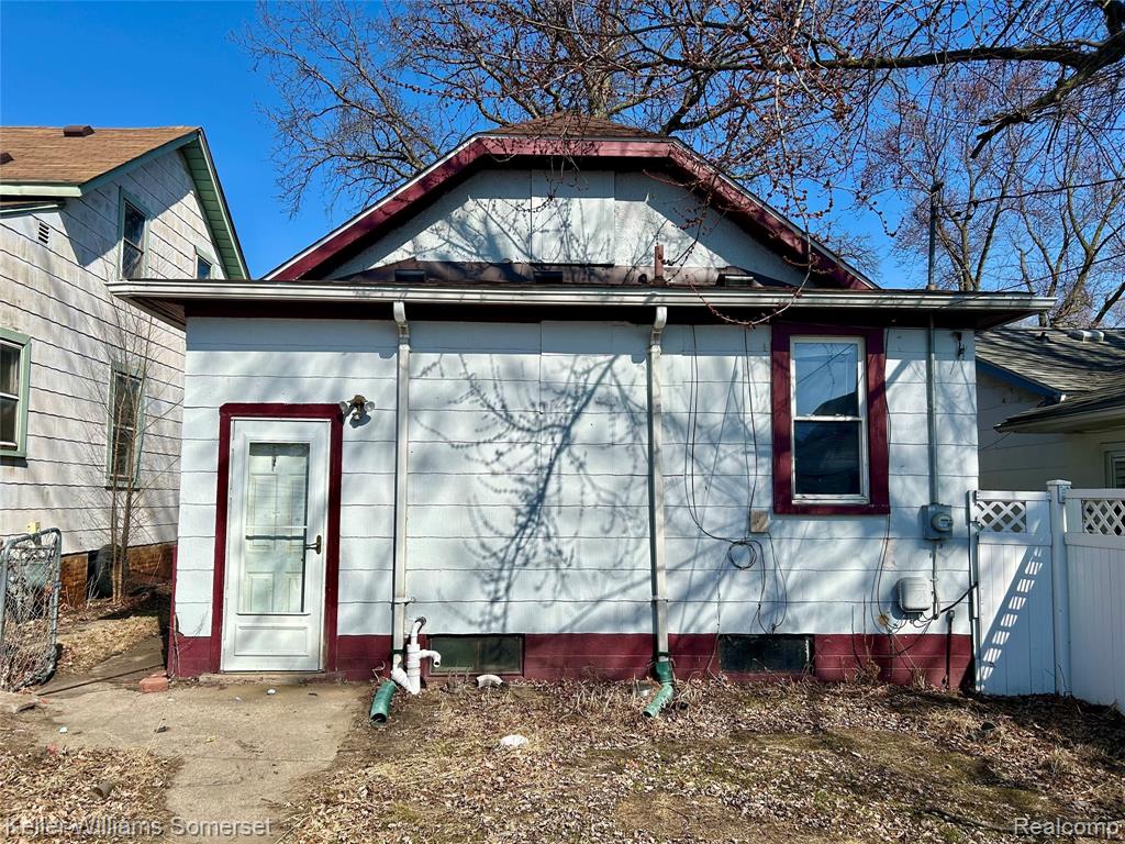 50 E ROCKWOOD Street, Ecorse, MI 48229 — Photo 16
