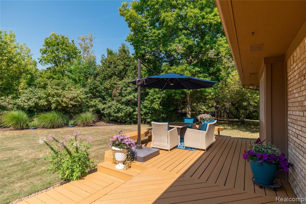 29462 East River Road, Grosse Ile, MI 48138 — Photo 57