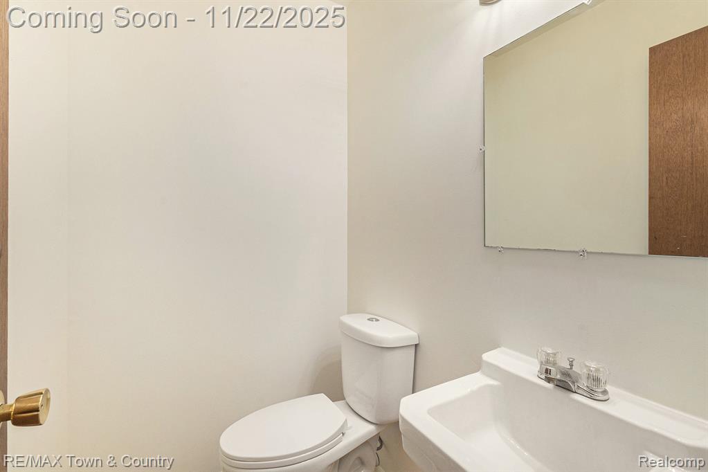 538 Autumn Drive, Flushing, MI 48433 — Photo 14