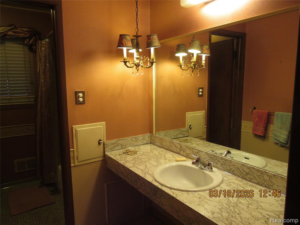 22457 Old Mill Court, Woodhaven, MI 48183 — Photo 15