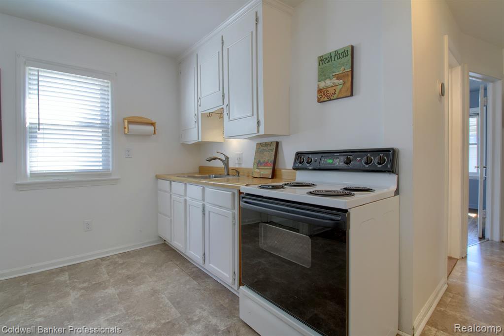 9951 TECUMSEH, Redford, MI 48239 — Photo 7