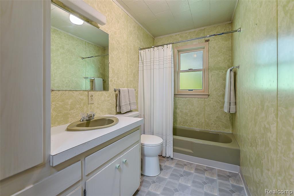 17750 DEXTER Trail, Gregory, MI 48137 — Photo 28