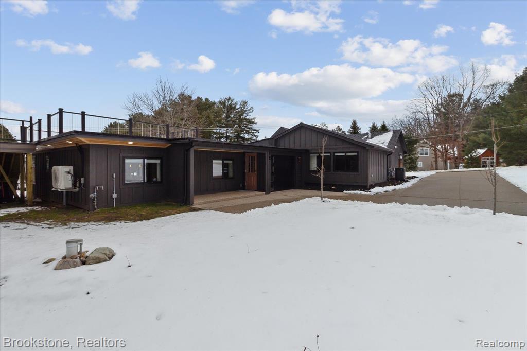 6245 W HIGGINS LAKE Drive, Roscommon, MI 48653 — Photo 87