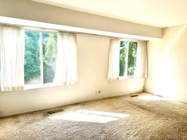 3045 LINDENWOOD Drive, 108, Dearborn, MI 48120 — Photo 13