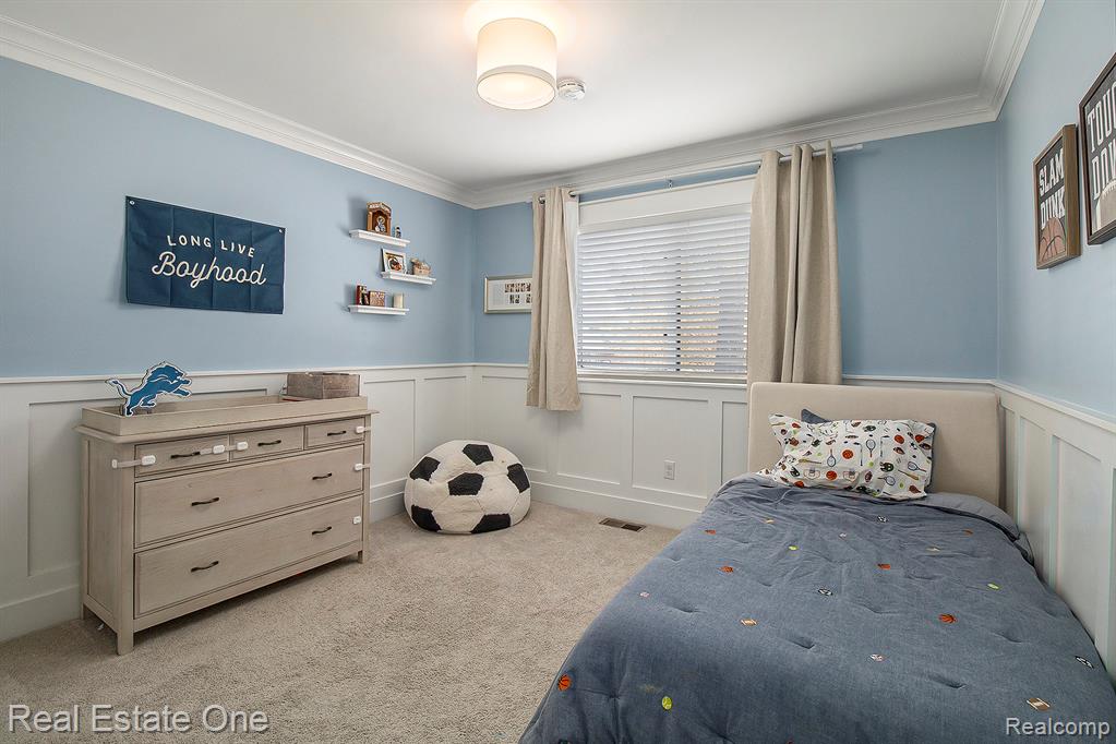 6886 High Oaks Drive, Troy, MI 48098 — Photo 16