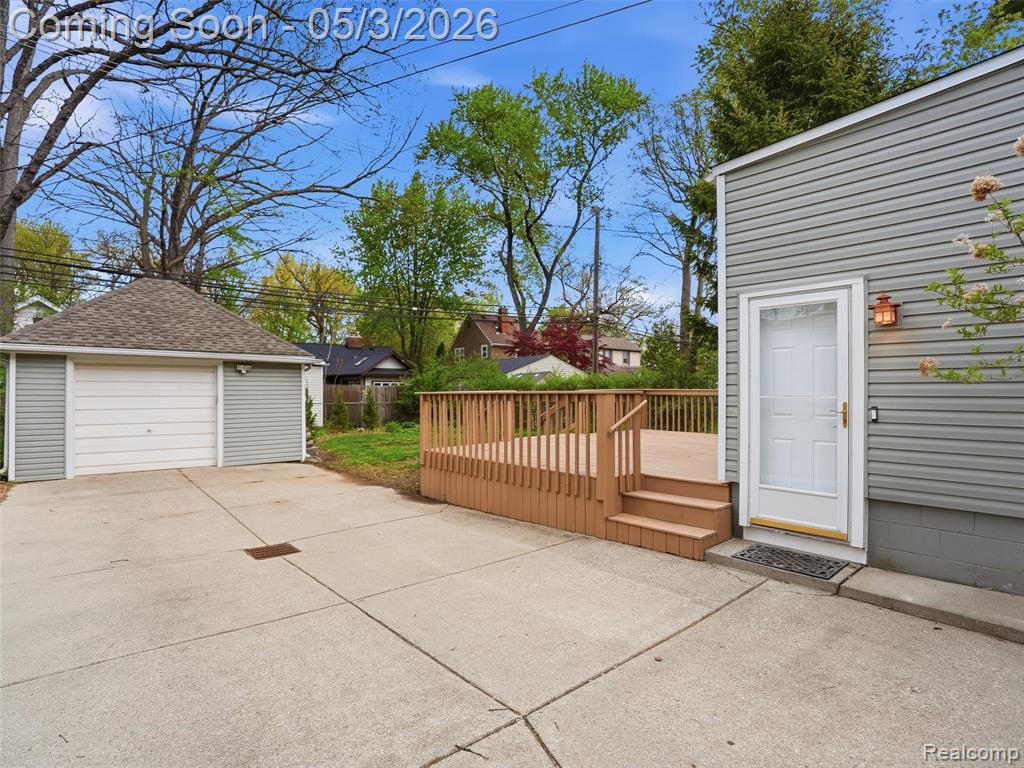 39 Woodward Heights Boulevard, Pleasant Ridge, MI — Photo 25