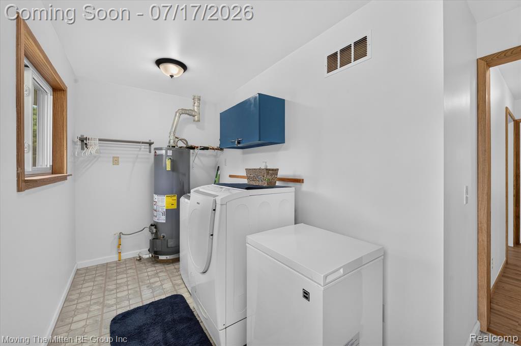744 S Park Street, Highland, MI 48356 — Photo 27