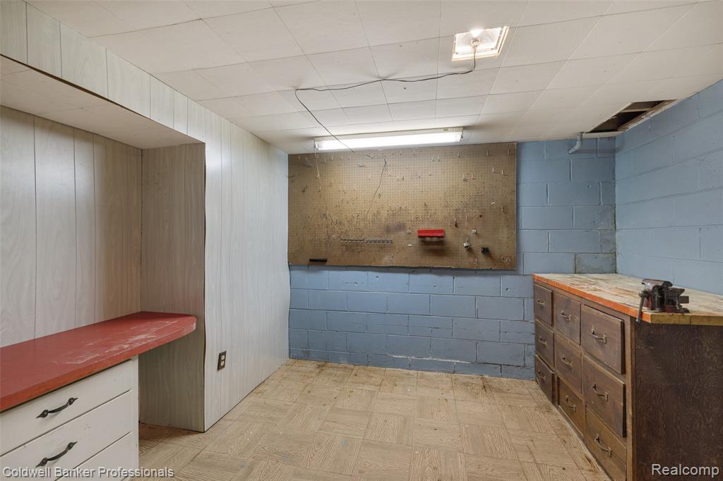 6635 EASTLAWN Avenue, Clarkston, MI — Photo 37