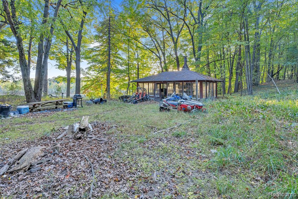 8264 Wilson Road, Otisville, MI 48463 — Photo 17