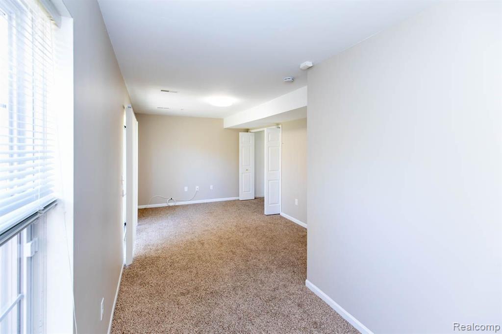 475 CHERRY ORCHARD Road, Canton, MI 48188 — Photo 40