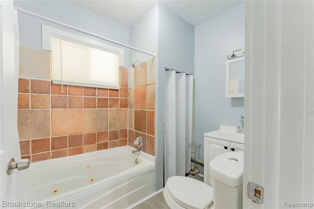 841 Orlando Avenue, Pontiac, MI 48340 — Photo 14