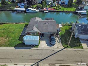 7995 Colony Drive, Clay, MI 48001 — Photo 15