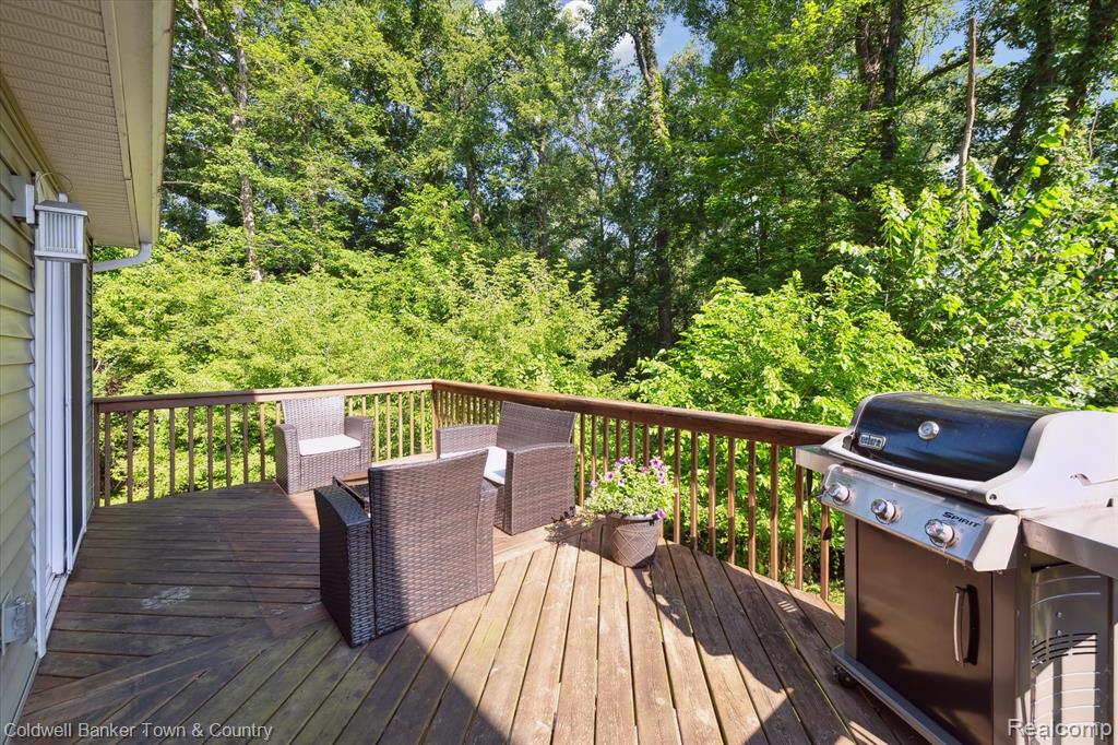 4577 Oaklawn Drive, Pinckney, MI 48169 — Photo 43