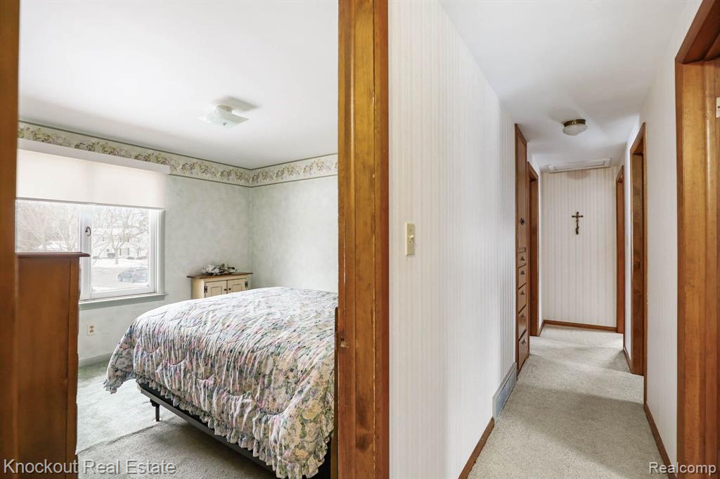 4 MARY LANE COURT, Frankenmuth, MI 48734 — Photo 34
