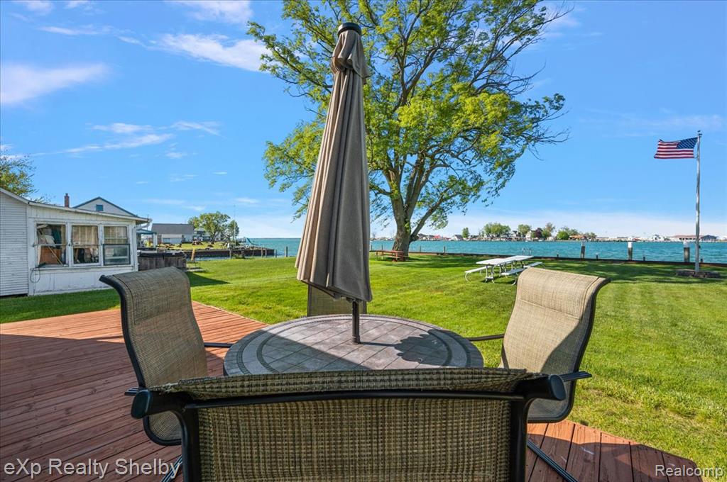 8395 N Channel Drive, Algonac, MI 48001 — Photo 4