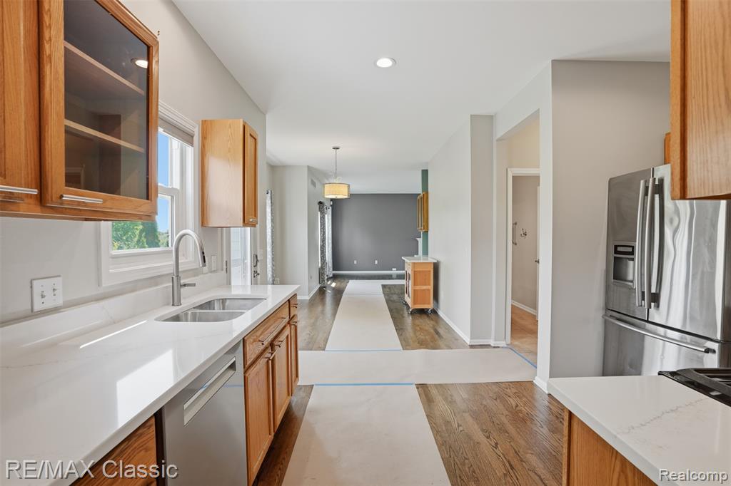 5500 Irene Boulevard, White Lake, MI 48383 — Photo 18