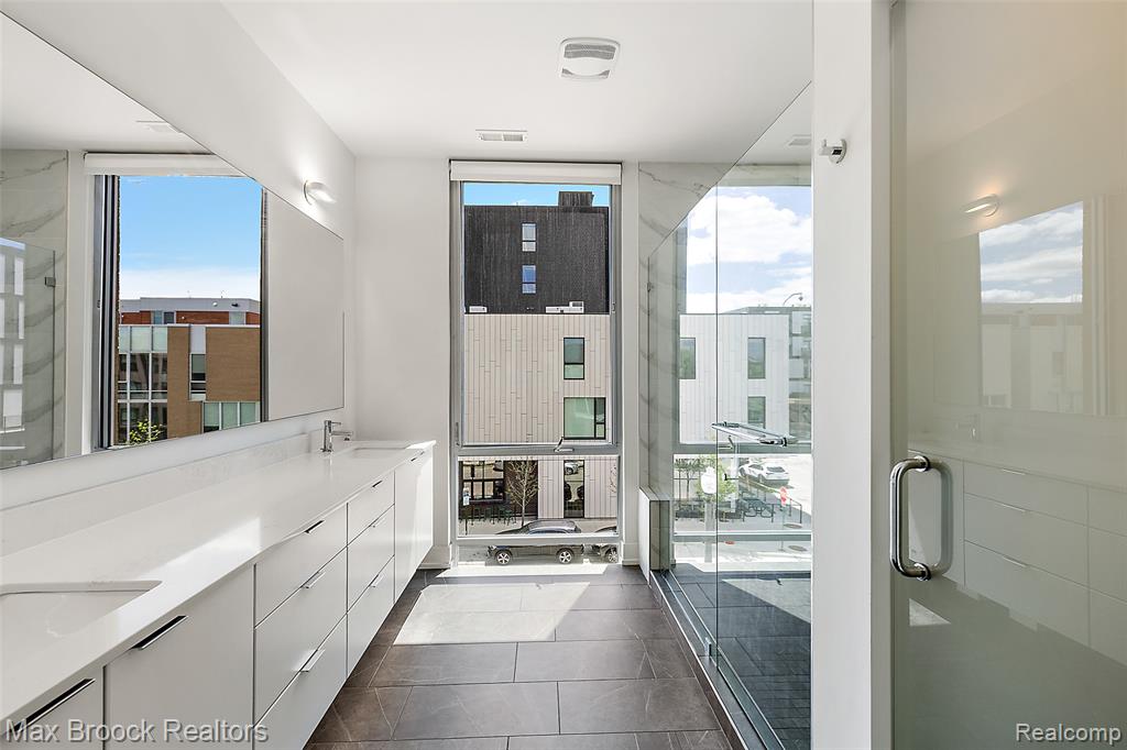 311 Alfred Street, Detroit, MI 48201 — Photo 18