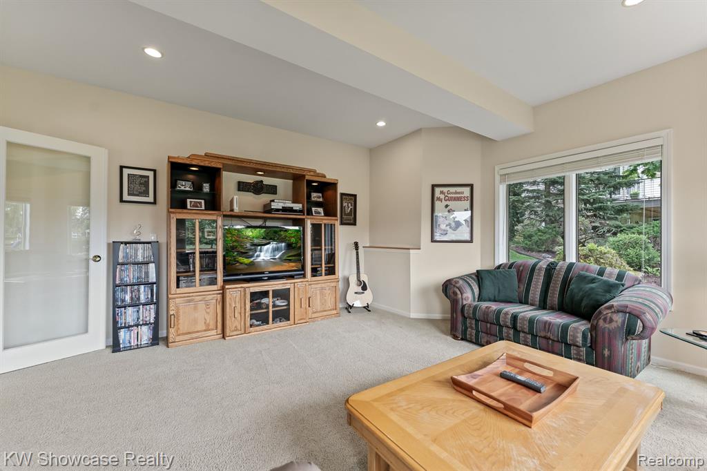 9210 Twin Lakes Drive, White Lake, MI — Photo 42