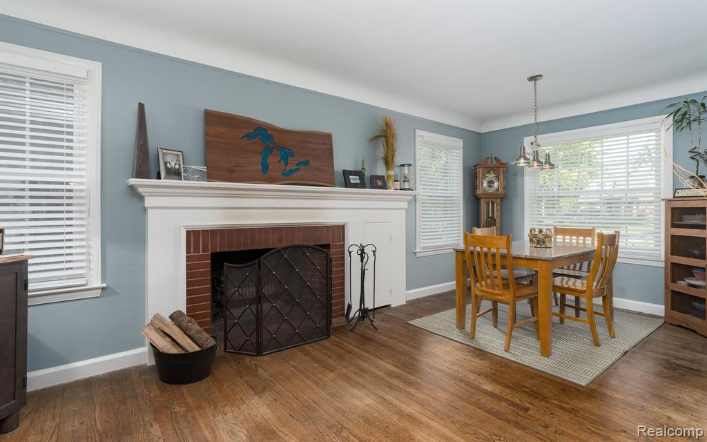 27714 California Drive NE, Lathrup Village, MI 48076 — Photo 6