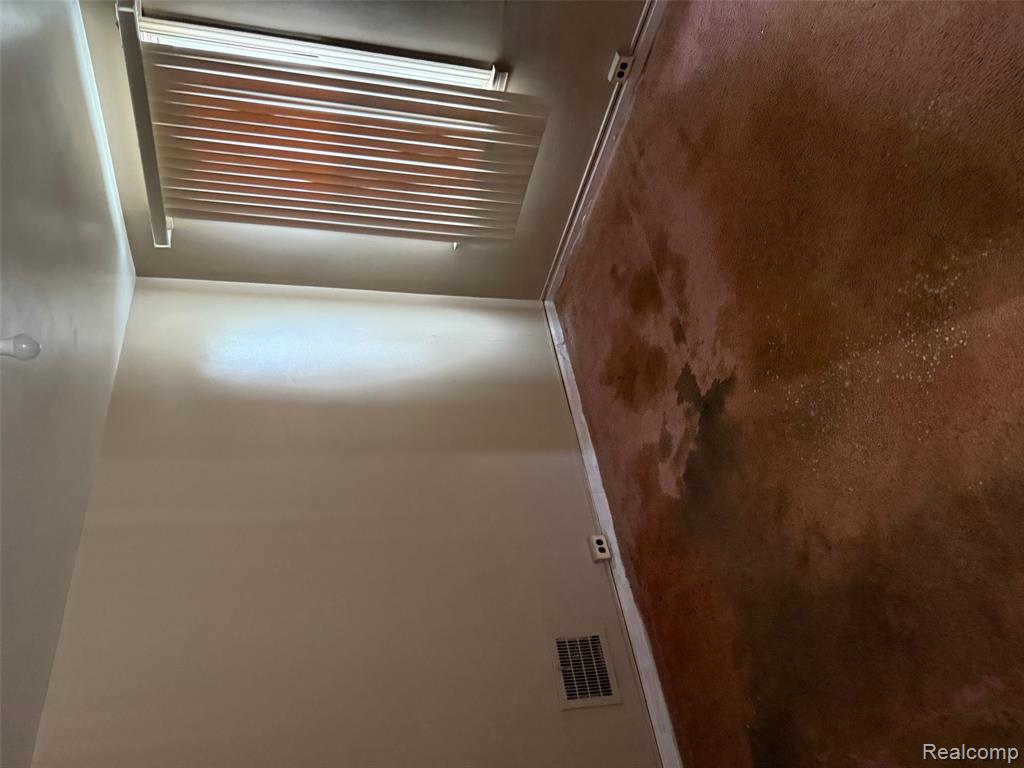 9049 Ohio Street, Detroit, MI 48204 — Photo 6