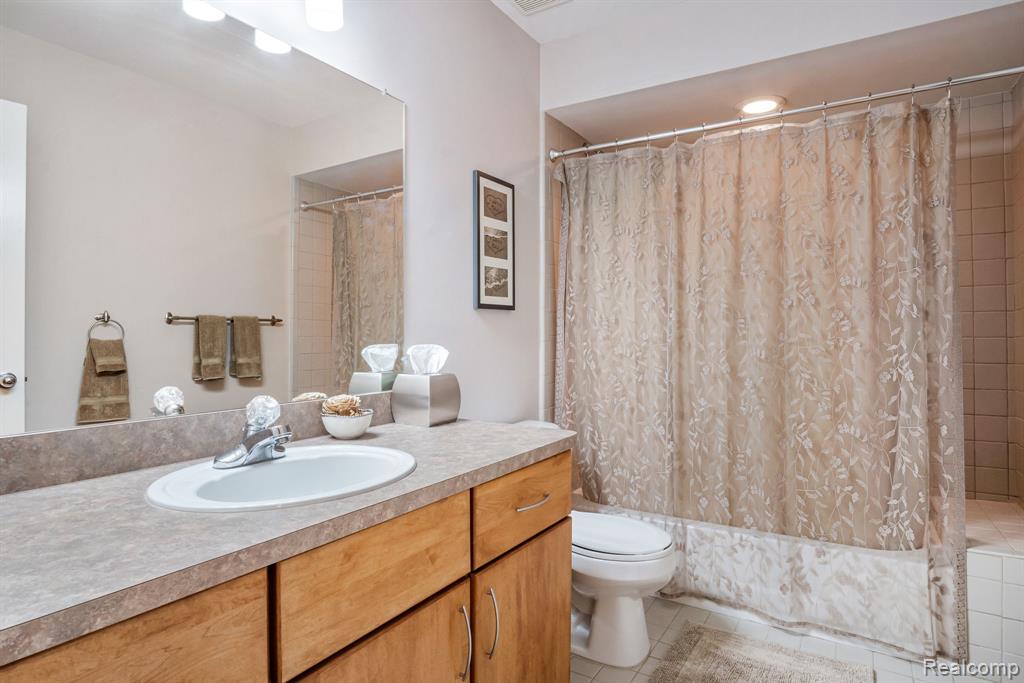 52260 Watkins Glen Drive, Macomb, MI 48042 — Photo 34