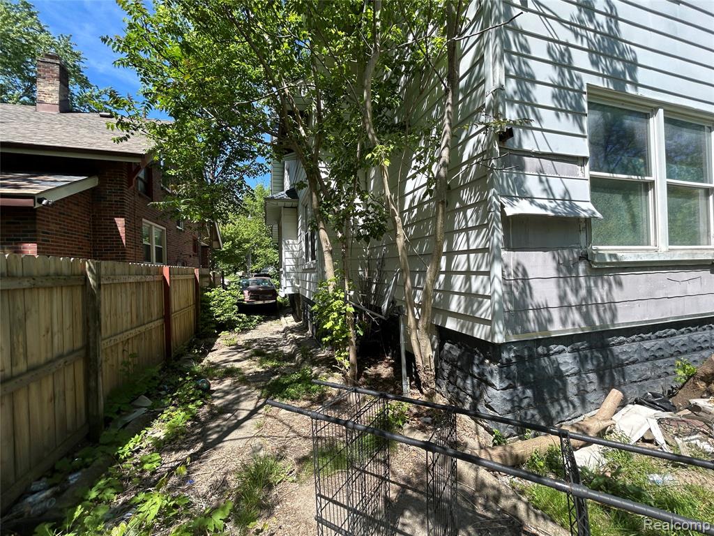 40 Dwight Avenue, Pontiac, MI 48341 — Photo 28