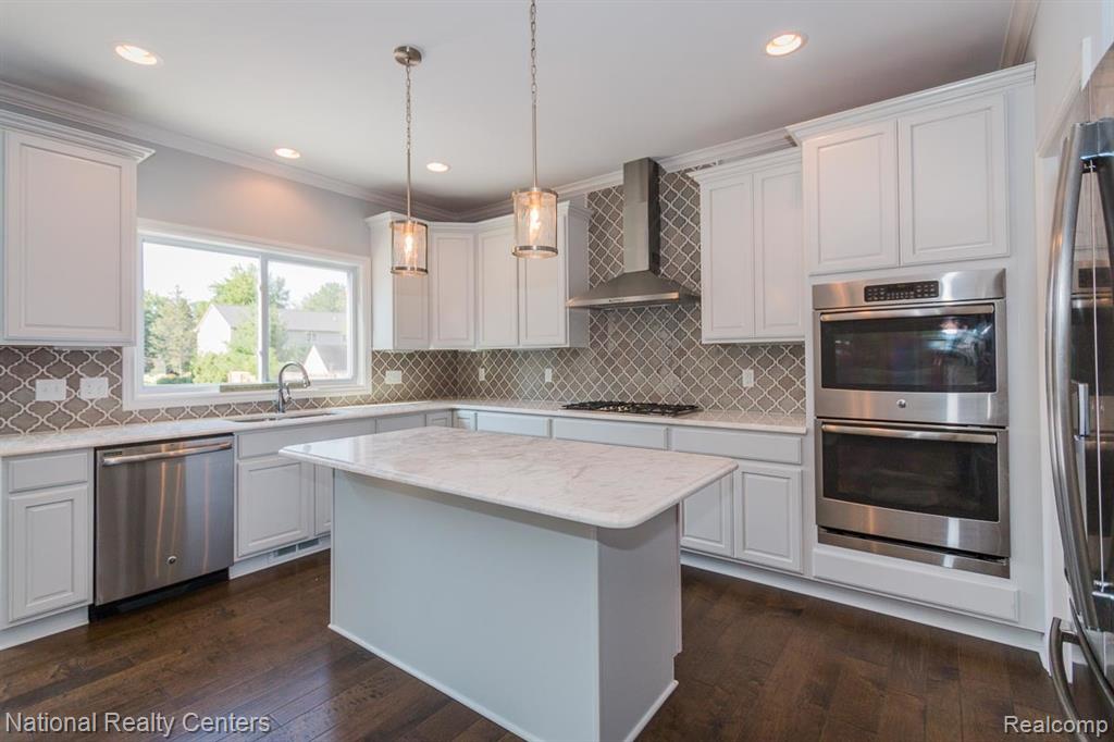 2495 Lindsay Lane, Grand Blanc, MI 48439 — Photo 5