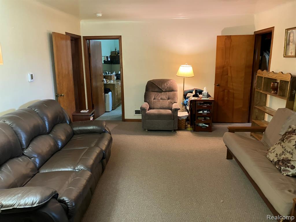 5893 Cribbins Road, Kenockee, MI 48006 — Photo 9
