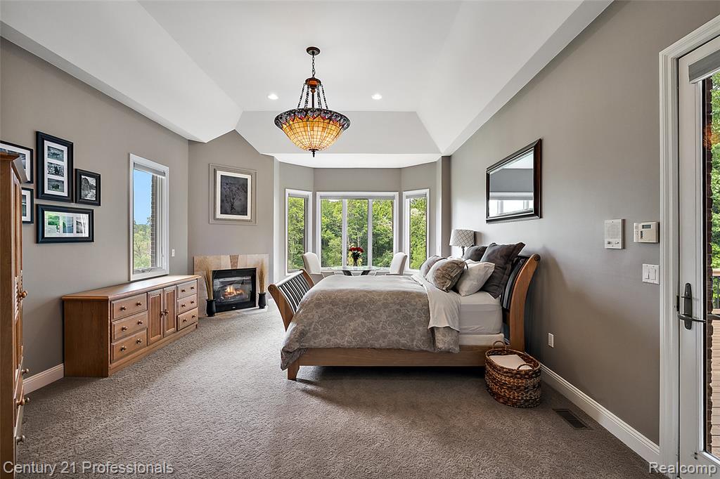 1181 Iroquois Trail, Oxford, MI 48371 — Photo 18