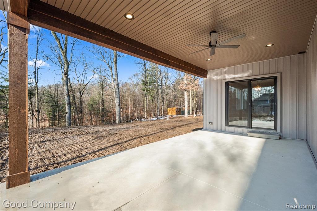640 Sunnybeach Drive, White Lake, MI — Photo 29