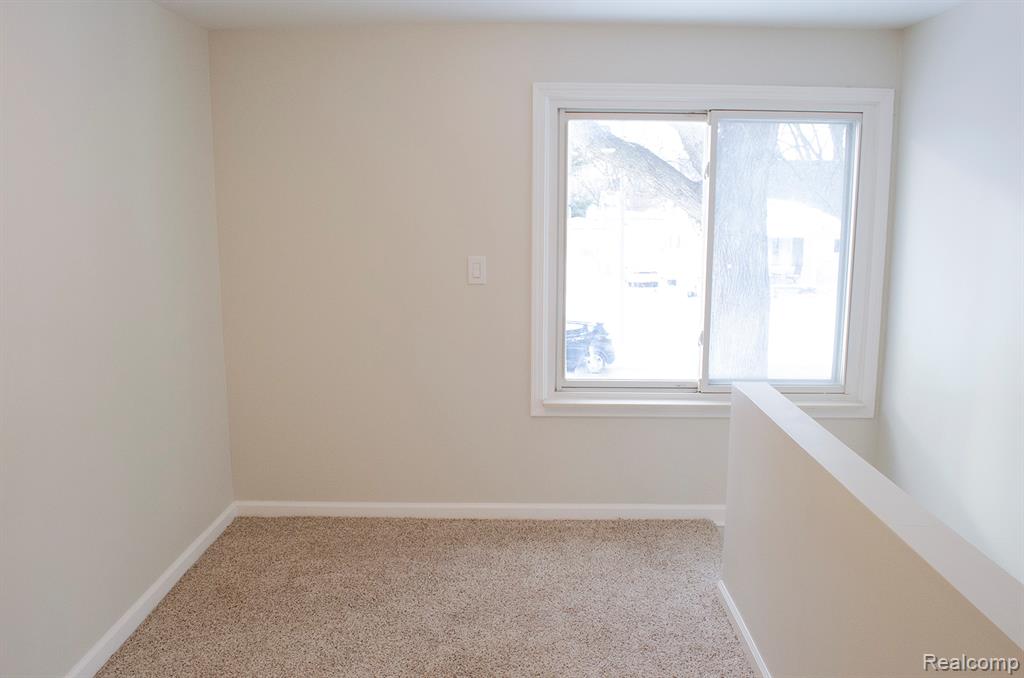 5850 Deering Street, Garden City, MI — Photo 27