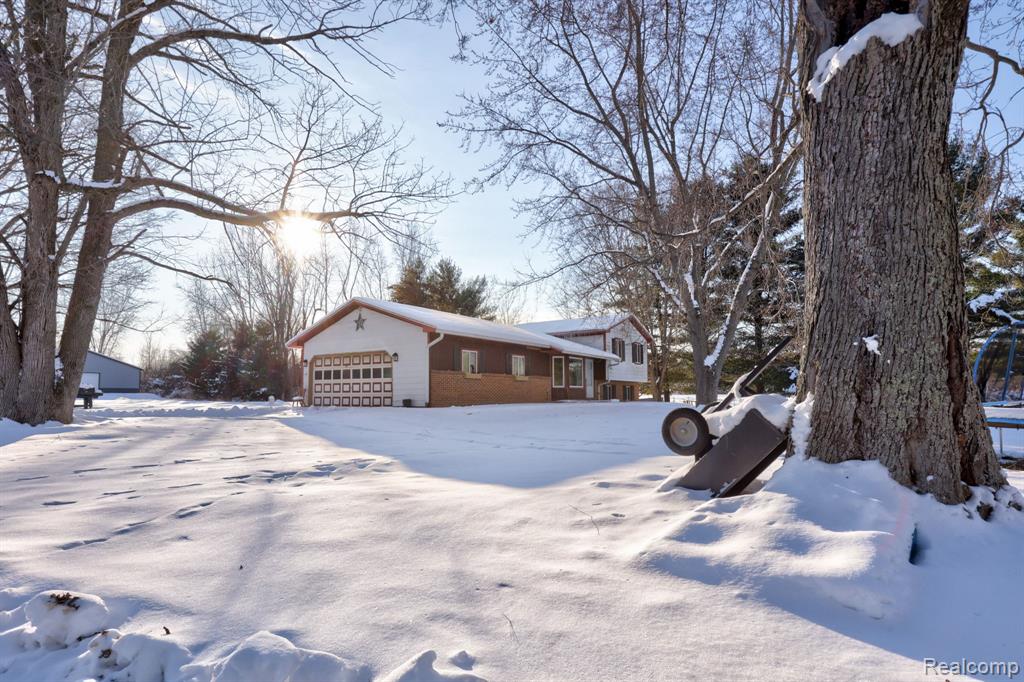 237 W Castle Road, Fostoria, MI 48435 — Photo 3