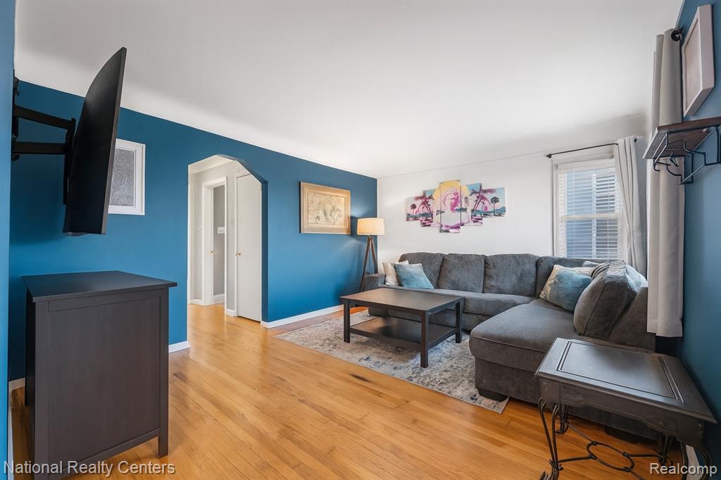 4142 Buckingham Avenue, Berkley, MI 48072 — Photo 4