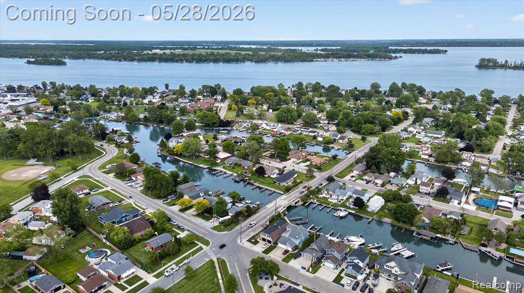 29886 Pointe Drive, Rockwood, MI — Photo 52