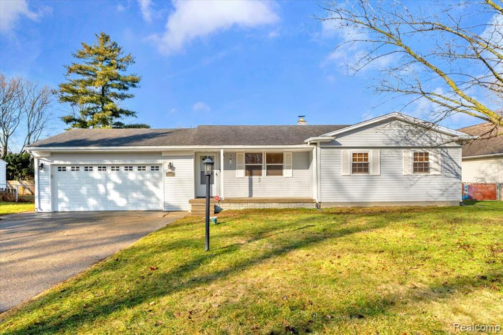 4460 Bristolwood Drive, Flint, MI 48507 — Photo 2