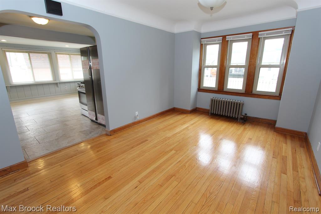 506 N NEWBURGH Road, Westland, MI — Photo 9