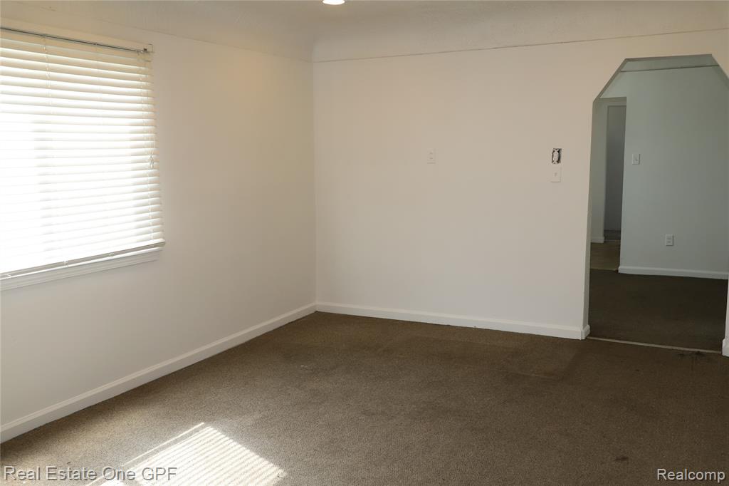 7052 Rivard Avenue, Warren, MI 48091 — Photo 7