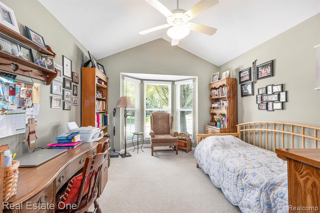4097 Honeysuckle Drive, Sterling Heights, MI 48314 — Photo 12