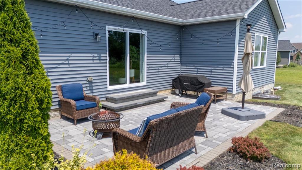 5606 Chatham Lane, Grand Blanc, MI 48439 — Photo 5