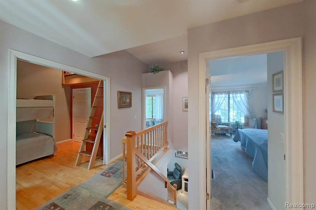 857 HURLEY Drive, Howell, MI 48843 — Photo 29