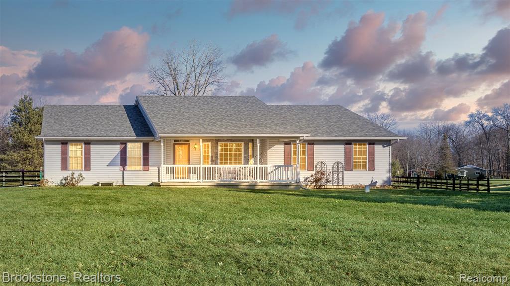 8450 Whiteford Center Road, Ottawa Lake, MI 49267 — front exterior