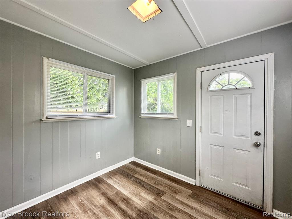 7584 Jackson Avenue, Warren, MI 48091 — Photo 18