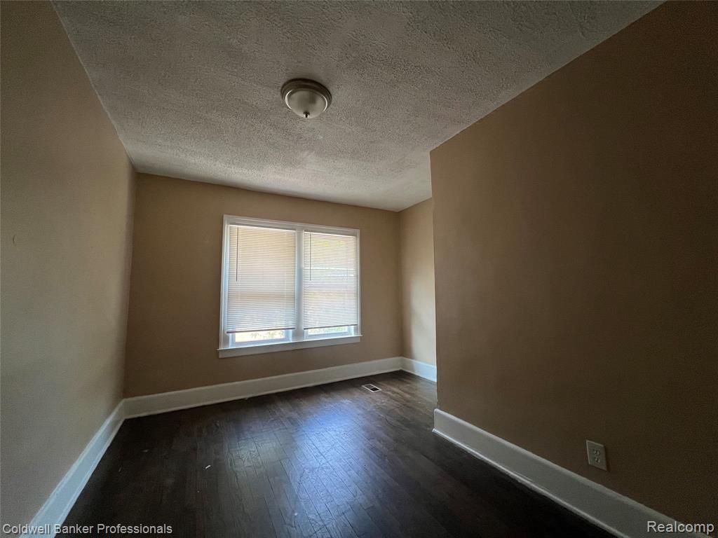2713 Carter Street, Detroit, MI 48206 — Photo 13