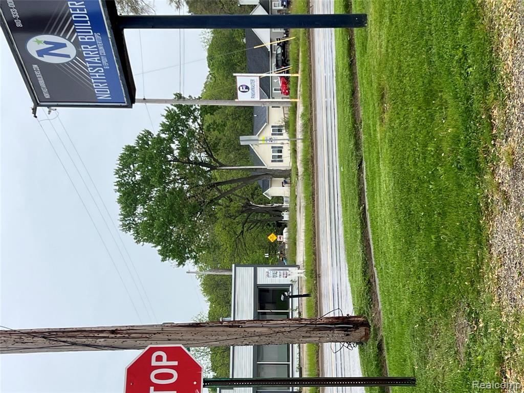 4172 Fenton Road, Flint, MI 48507 — Photo 11